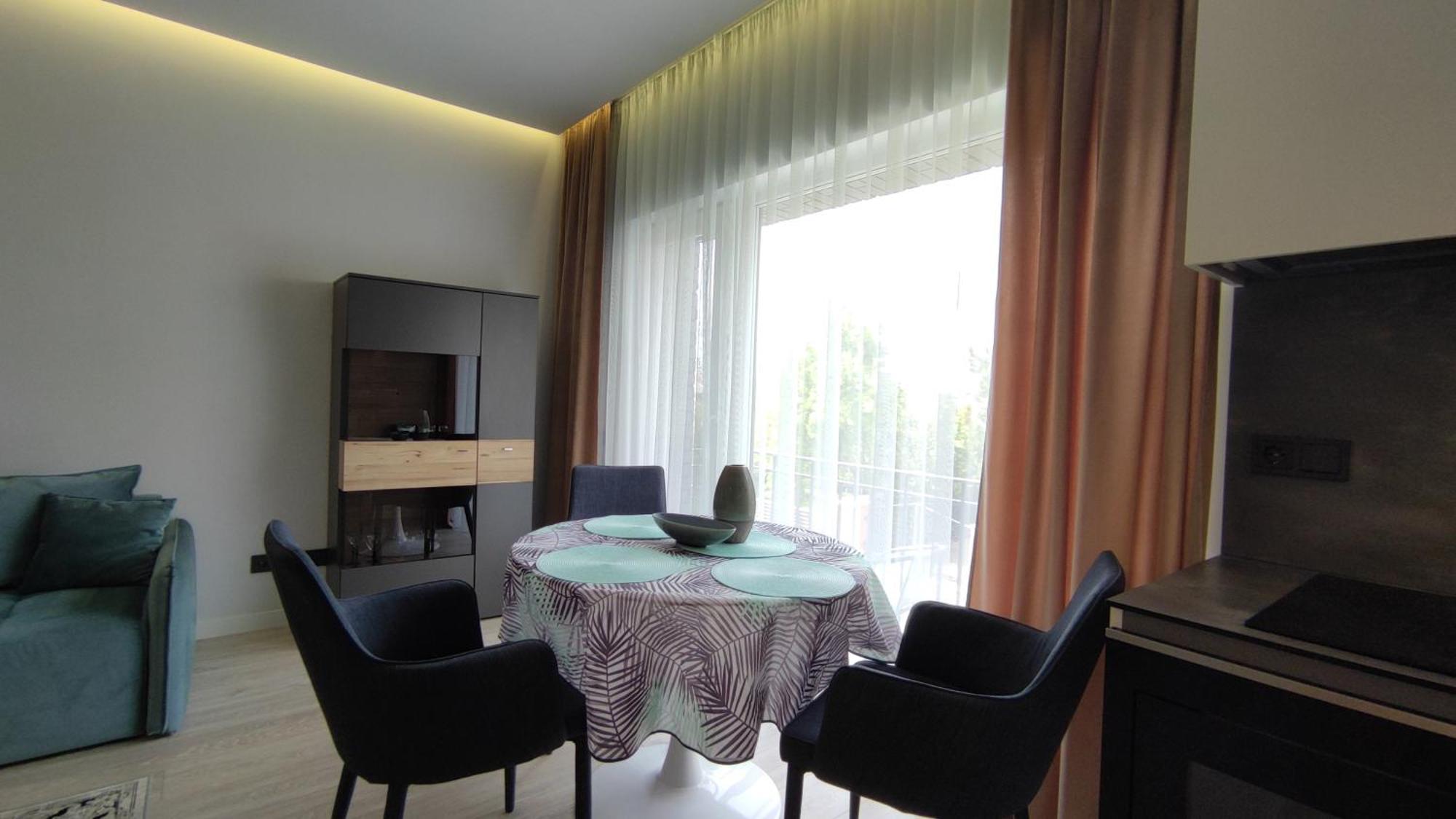 New J&R Apartment Near Girstutis, Free Private Parking & Self Check-In Kaunas Exterior foto